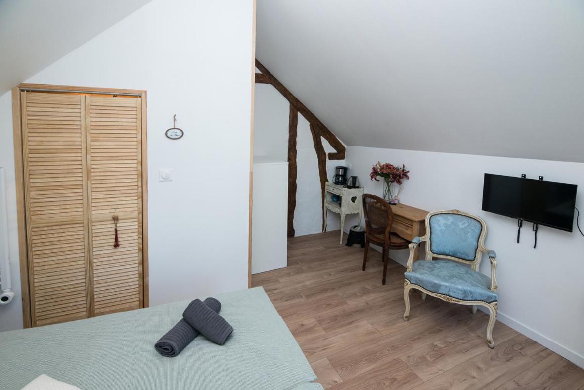 L'Echo Des Bois Bed & Breakfast Lyons-la-Foret Bagian luar foto