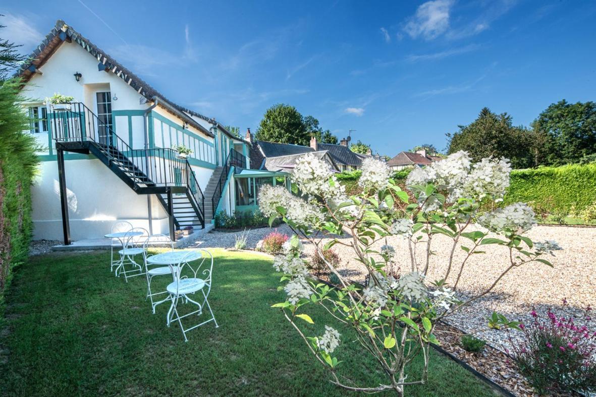L'Echo Des Bois Bed & Breakfast Lyons-la-Foret Bagian luar foto